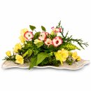 Schale mit Heckenrose und Winde
